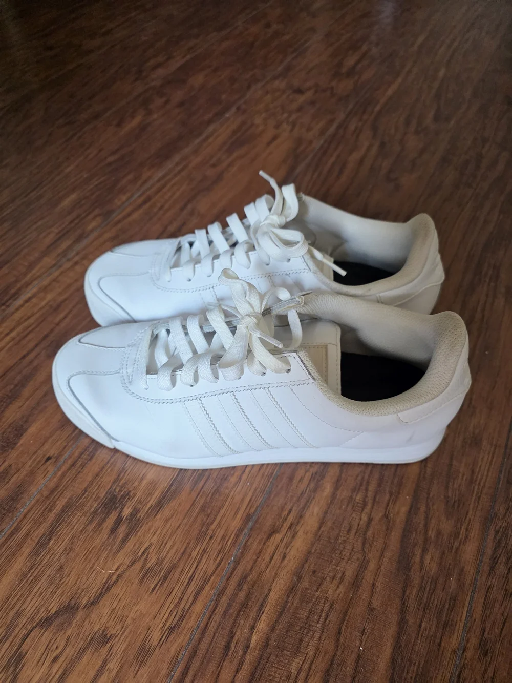 adidas White Men's Classic Low-Top Athletic Sneakers